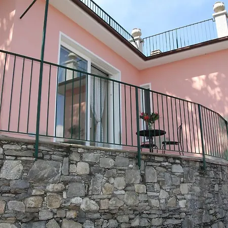 住宿加早餐酒店 La Ciliegia Bianca 贝尔吉拉泰