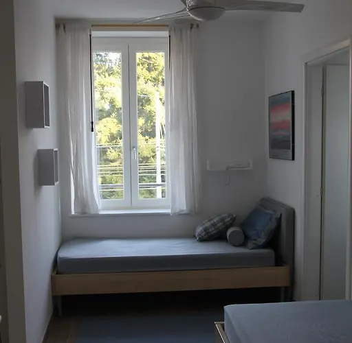 La Ciliegia Bianca Bed and Breakfast Belgirate